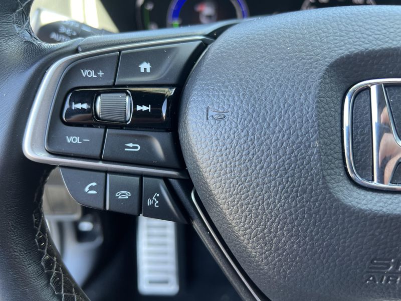 Used 2022 Honda Accord Hybrid SportImage 11