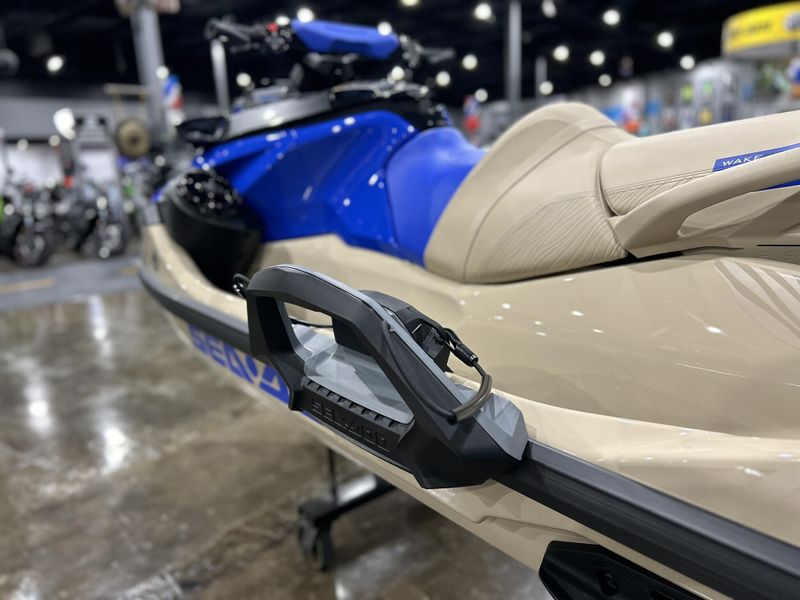 New 2025 Sea-Doo WAKE PRO 230 (SOUND SYSTEM) Image 5