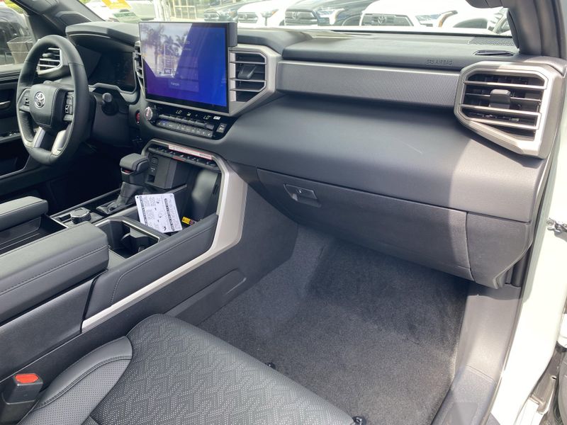 2025 Toyota Tundra LimitedImage 9
