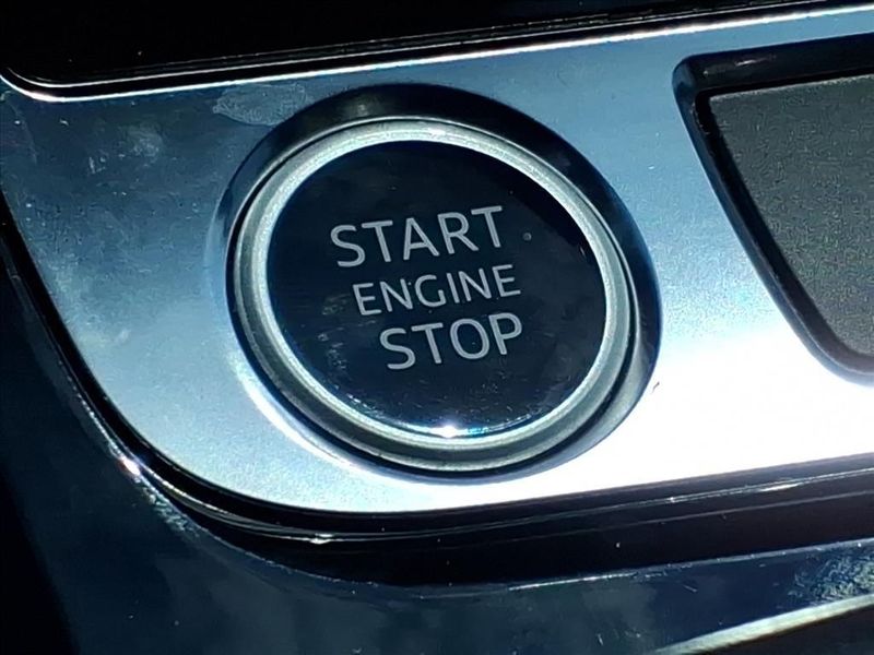 Used 2021 Audi A8 L 55Image 16