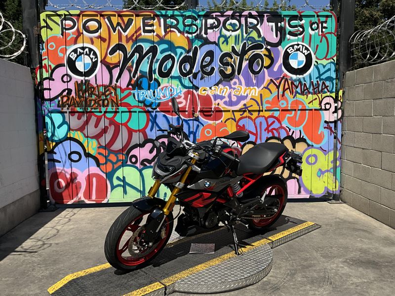New 2025 BMW G 310 R Image 8