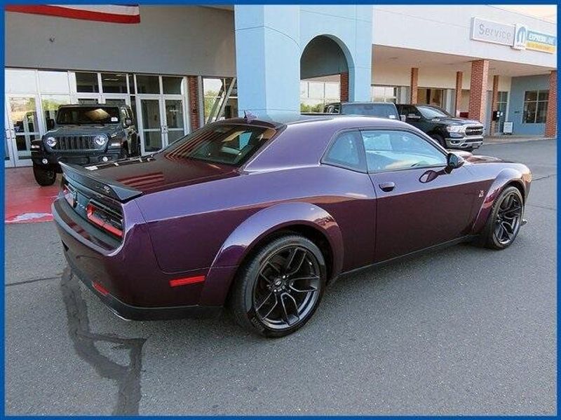 2022 Dodge Challenger R/T Scat Pack WidebodyImage 7