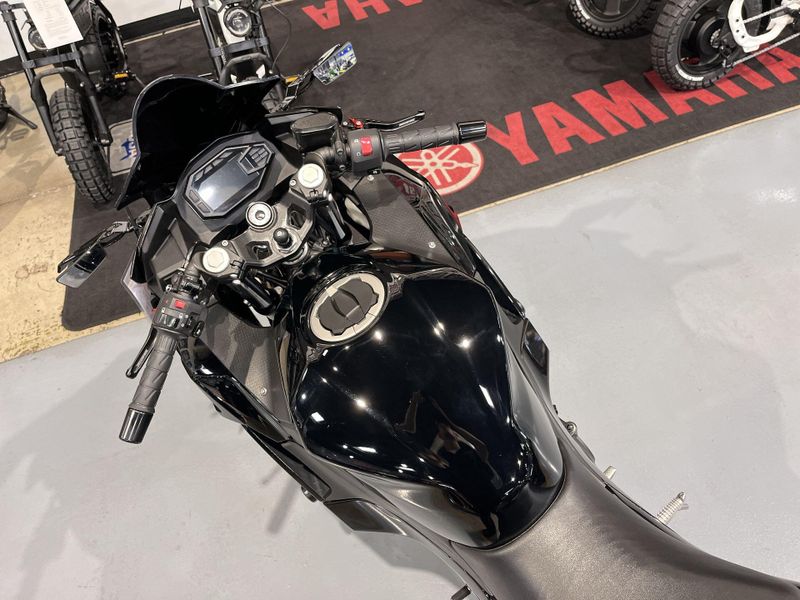 Used 2025 Kawasaki NINJA 500 Image 12