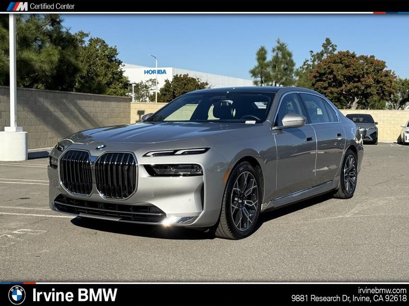 Used 2025 BMW i7 eDrive50Image 1