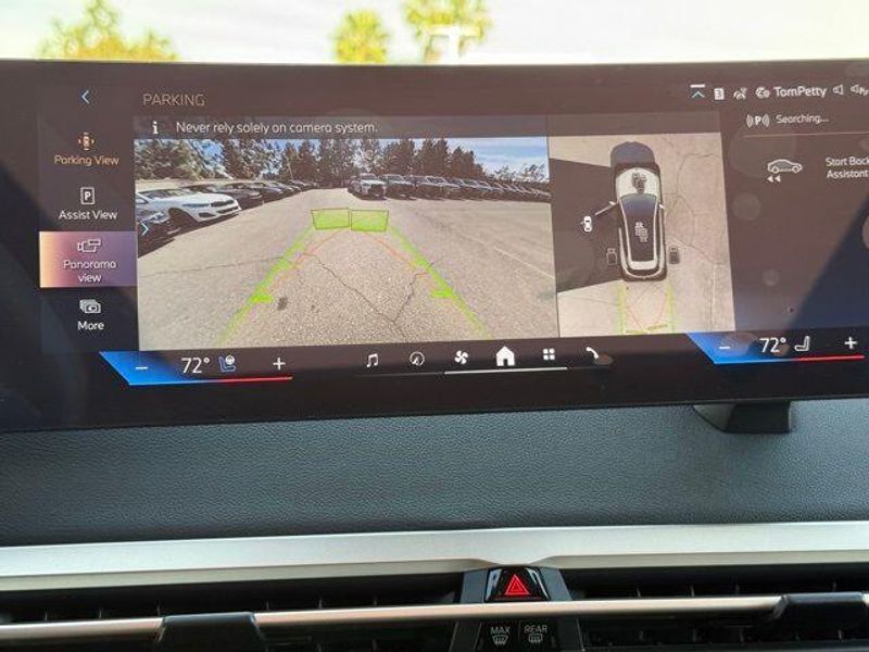 New 2026 BMW iX xDrive60Image 24