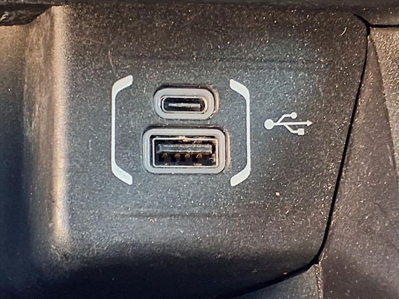 Used 2023 Jeep Compass LatitudeImage 21