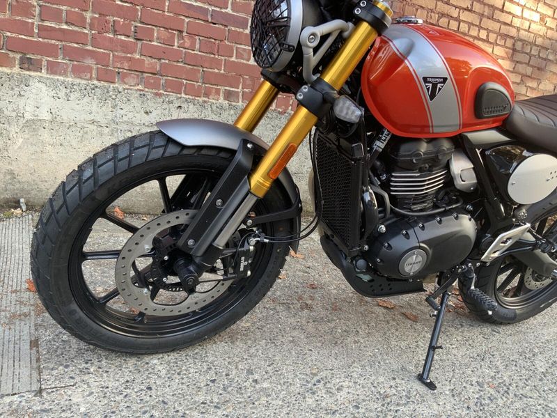 2026 Triumph SCRAMBLER 400 X