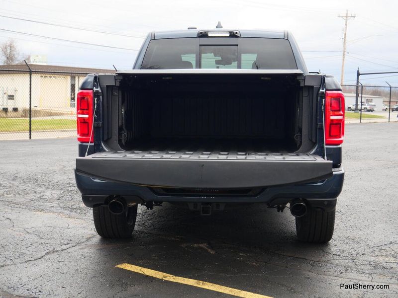 New 2026 RAM 1500 Limited Crew Cab 4x4 5'7' Box