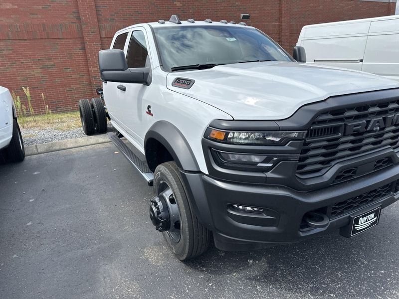 New 2025 RAM 5500 Tradesman Chassis Crew Cab 4x4 84