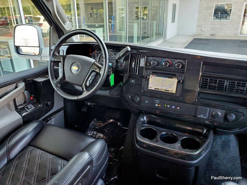 Used 2023 Chevrolet Express Cargo Image 7