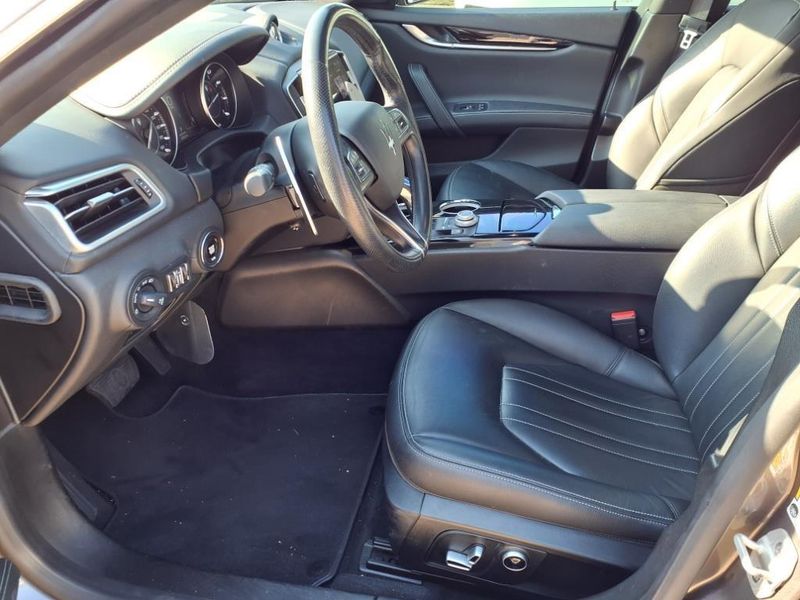 Used 2022 Maserati Ghibli Modena Q4Image 19