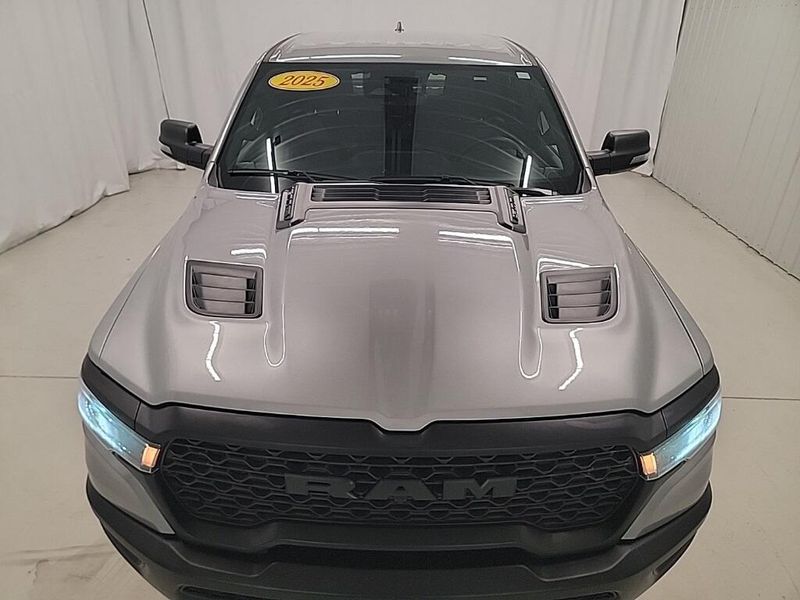 2025 Ram 1500 Rebel photo 9