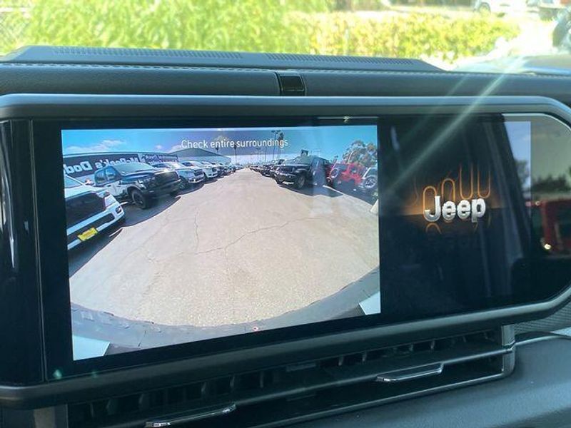 New 2024 Jeep Wrangler 4-door Rubicon 4xeImage 19