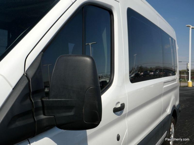 2022 Ford Transit Wagon XLImage 36