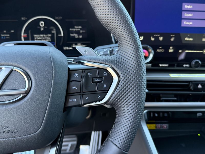 New 2026 Lexus TX 500h F SPORT Performance PremiumImage 22