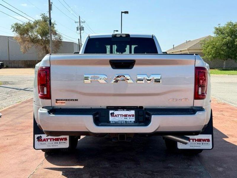 New 2027 RAM 3500 Big Horn Crew Cab 4x4 8