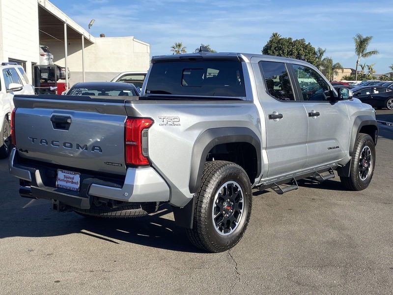 2024 Toyota Tacoma TRD Off Road HybridImage 3