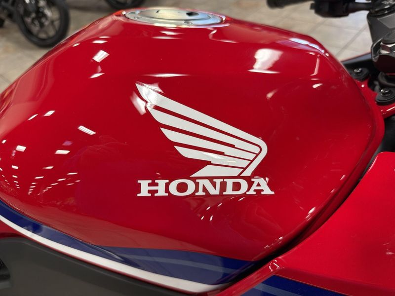 New 2025 Honda CBR500R ABS Image 26