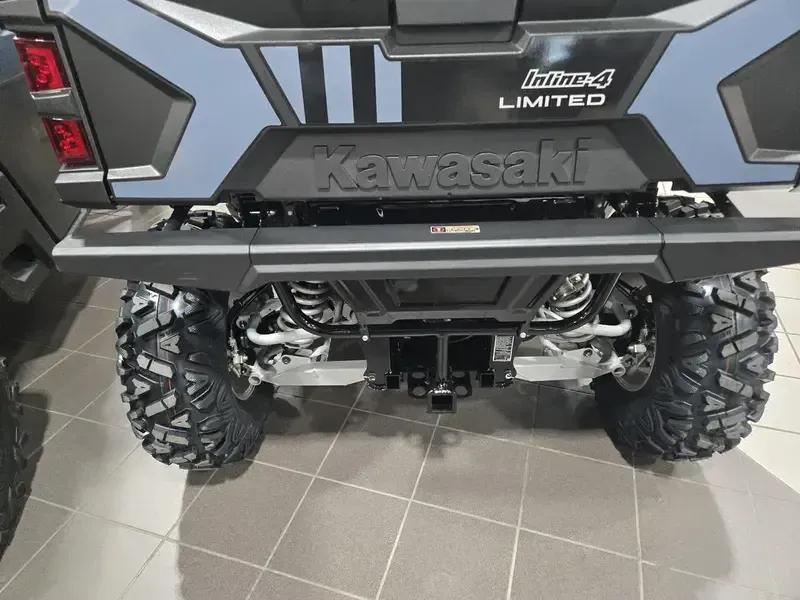 New 2025 Kawasaki RIDGE XR CREW LIMITED METALLIC BLUISH GRAY Image 9