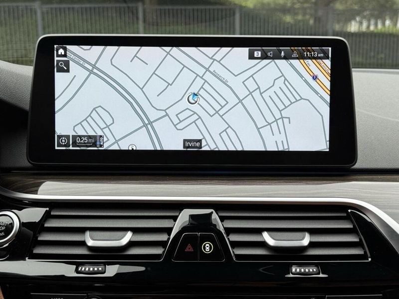 Used 2023 BMW 5 Series 530e iPerformanceImage 27