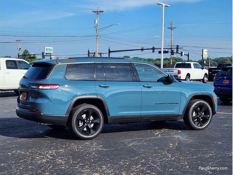 New 2026 Jeep Grand Cherokee Limited Altitude