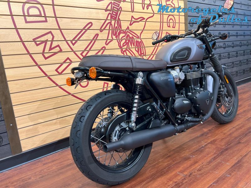 2018 Triumph Bonneville T120 Black Image 7