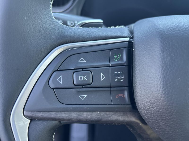 New 2026 Jeep Grand Cherokee Limited Reserve 4x4Image 30