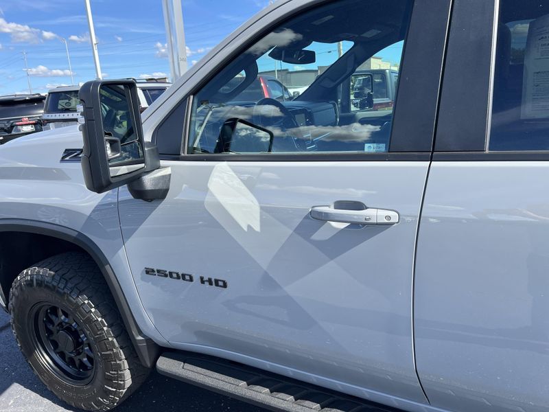 Used 2024 Chevrolet Silverado 2500HD LTImage 14