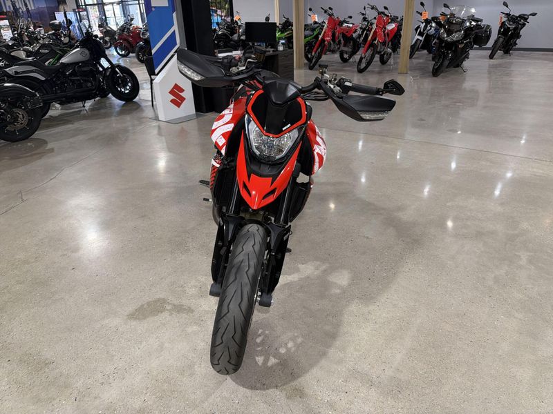 Used 2022 Ducati HYPERMOTARD 950 RVE Image 12
