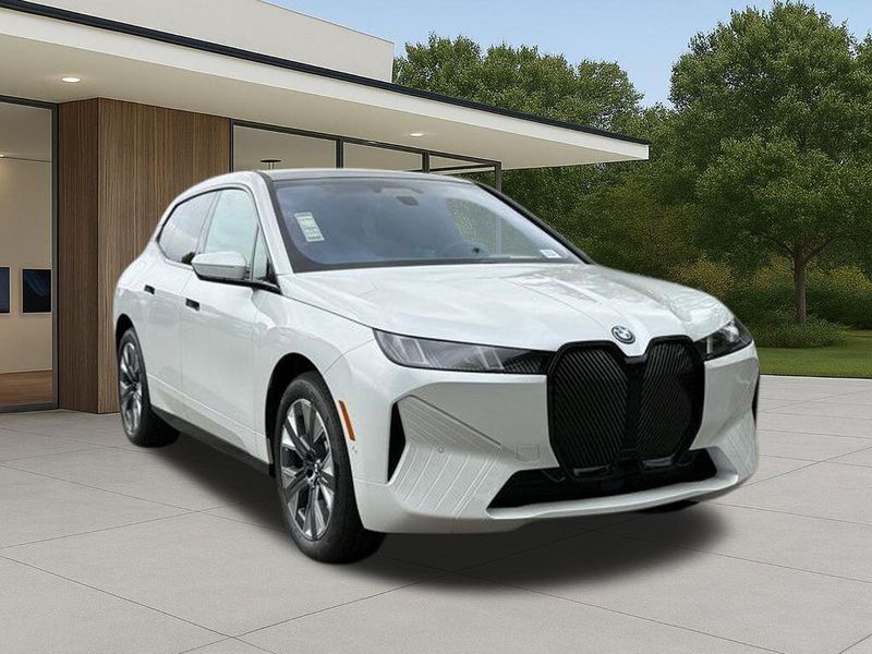 New 2026 BMW iX xDrive45Image 6