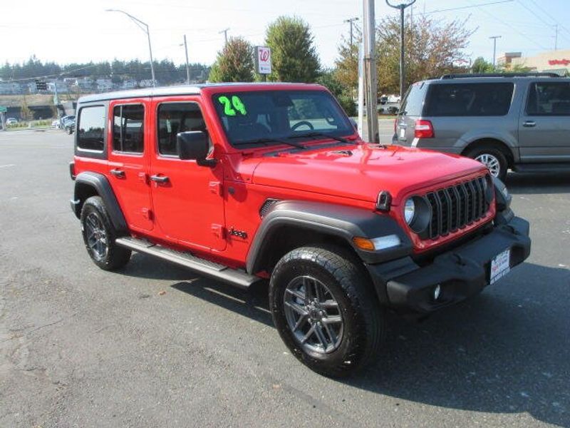 Used 2024 Jeep Wrangler Sport SImage 5
