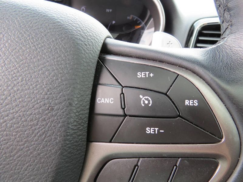 2019 Jeep Grand Cherokee Limited X 4x4 4dr SUVImage 15