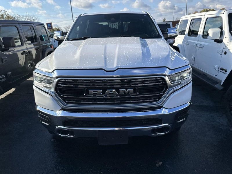 2022 RAM 1500 LimitedImage 2