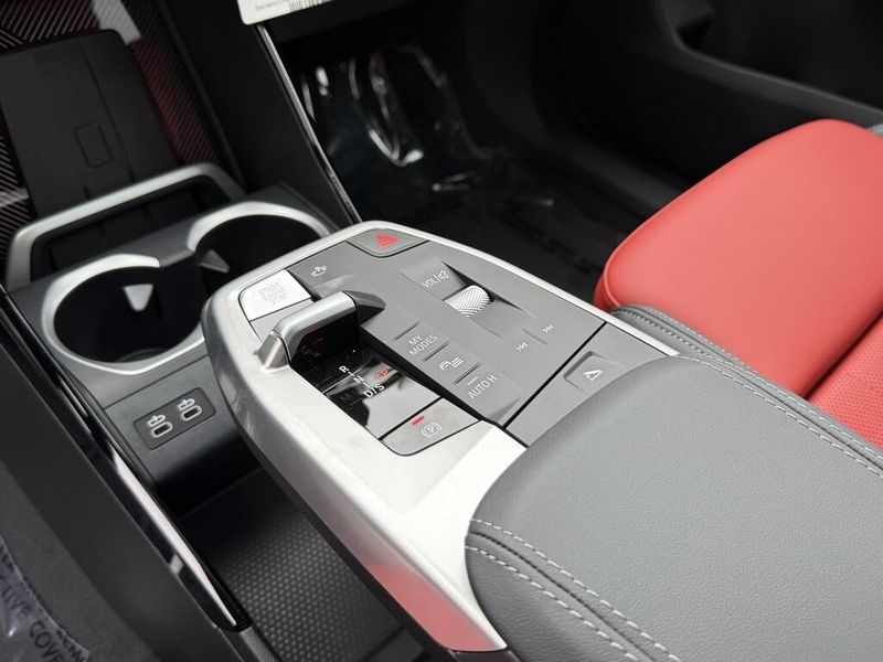 2025 BMW X1 xDrive28iImage 26