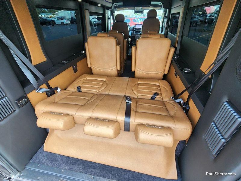 New 2024 RAM Promaster 2500 Slt+ Window Van High Roof 159