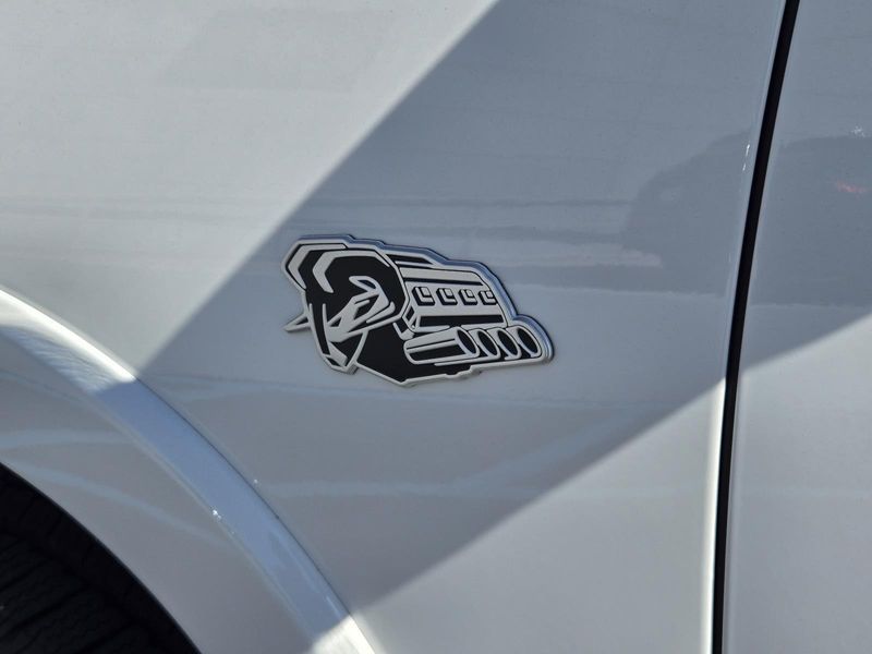New 2026 RAM 1500 Big Horn Crew Cab 4x4 5'7' Box