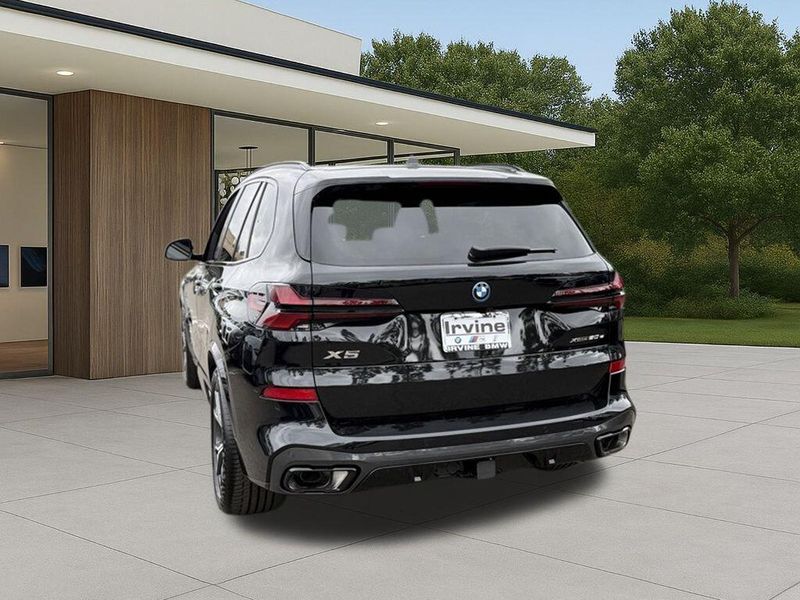 New 2026 BMW X5 xDrive50eImage 11