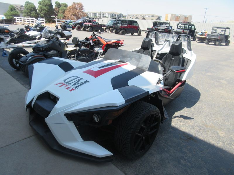 USED 2016 POLARIS SLINGSHOT SL Image 3