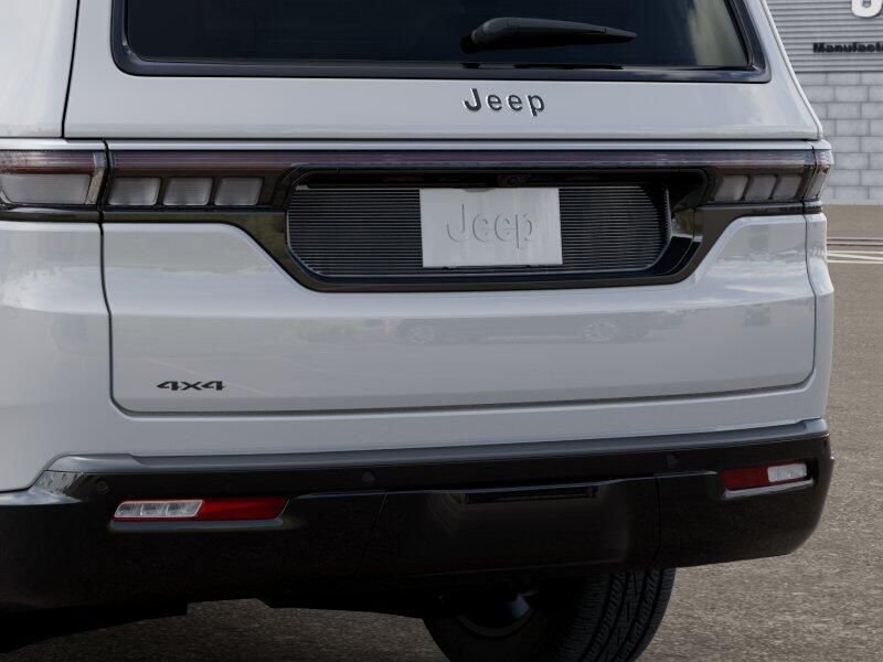 2026 Jeep Grand Wagoneer 4x4Image 13