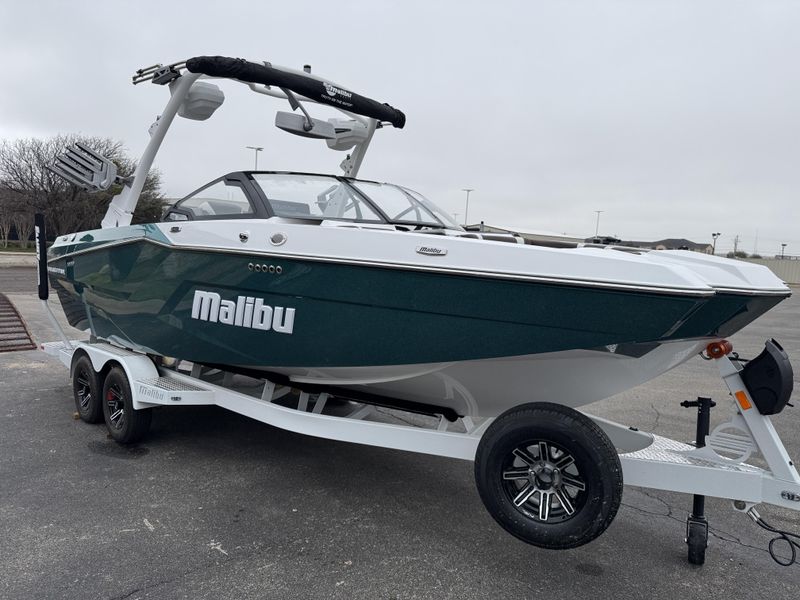 2025 MALIBU WAKESETTER 23 MXZ Image 2