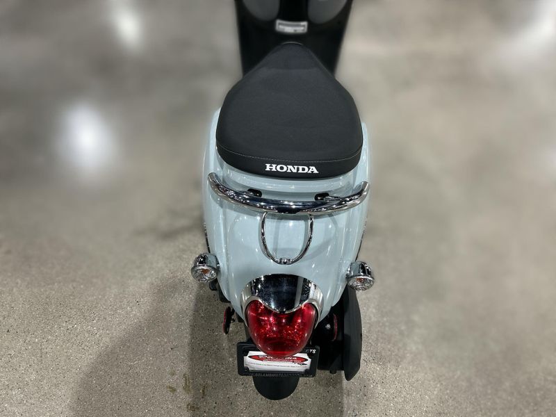 Used 2022 Honda Metropolitan Image 12