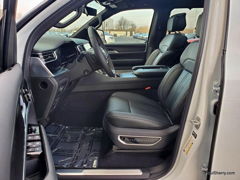 2026 Jeep Grand Wagoneer Summit Obsidian 4x4