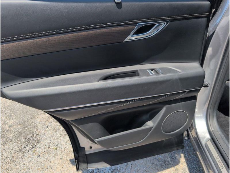 Used 2024 Genesis GV80 2.5T (A8)Image 31