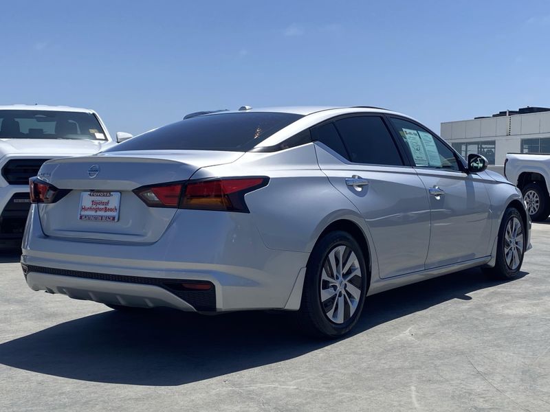 Used 2020 Nissan Altima 2.5 SImage 3