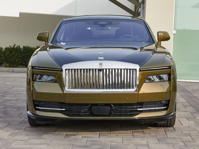 2024 Rolls-Royce   in a Chartreuse exterior color and Blackinterior. SHELLY AUTOMOTIVE shellyautomotive.com 