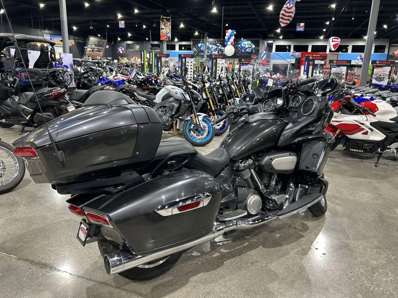 Used 2018 Yamaha Star Venture Image 13