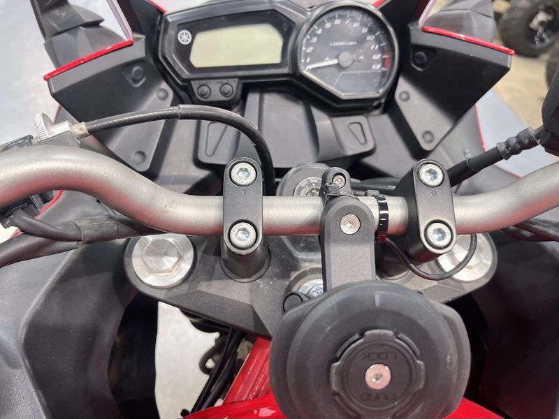 Used 2015 Yamaha FZ6R CA Image 11