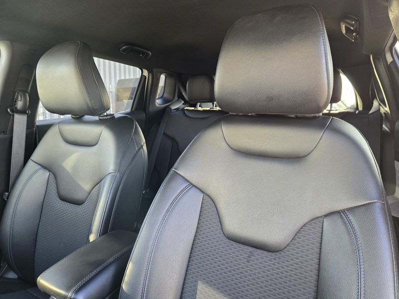 Used 2024 Jeep Compass Latitude 4x4