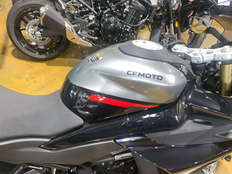 New 2025 CFMOTO 450SS Image 15