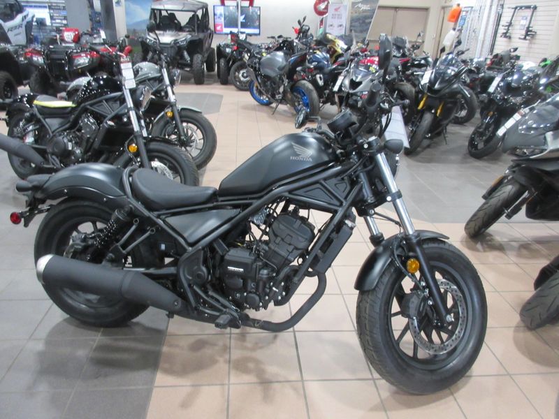 NEW 2026 HONDA REBEL 300 E-CLUTCH Image 2